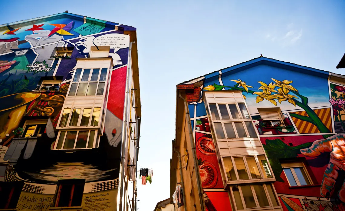 Vistas de una fachada en Gasteiz